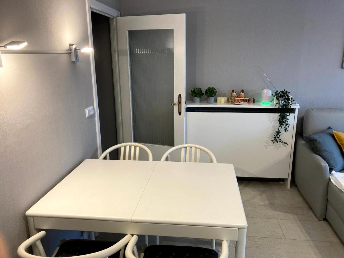 Studio Met Zeezicht Op Heldenplein Knokke-Heist Exterior photo